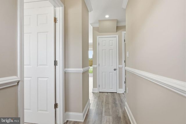 75 IVY HILL RD, Levittown, PA 19057