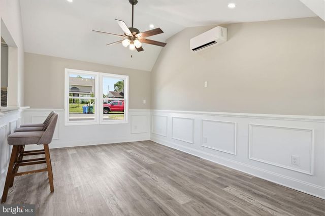 75 IVY HILL RD, Levittown, PA 19057