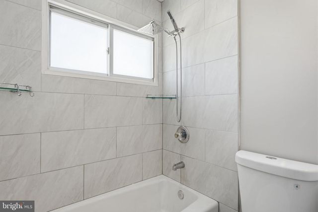 75 IVY HILL RD, Levittown, PA 19057