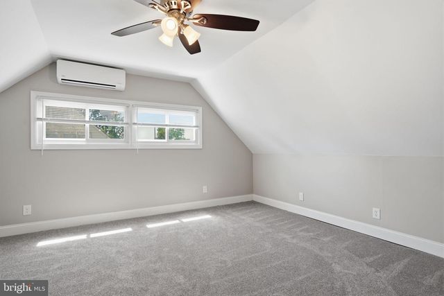 75 IVY HILL RD, Levittown, PA 19057