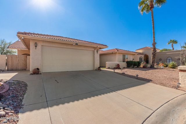 10723 E NAVAJO Place, Sun Lakes, AZ 85248