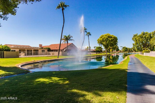 10723 E NAVAJO Place, Sun Lakes, AZ 85248