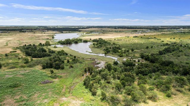 3315 County Road 463, Elgin, TX 78621