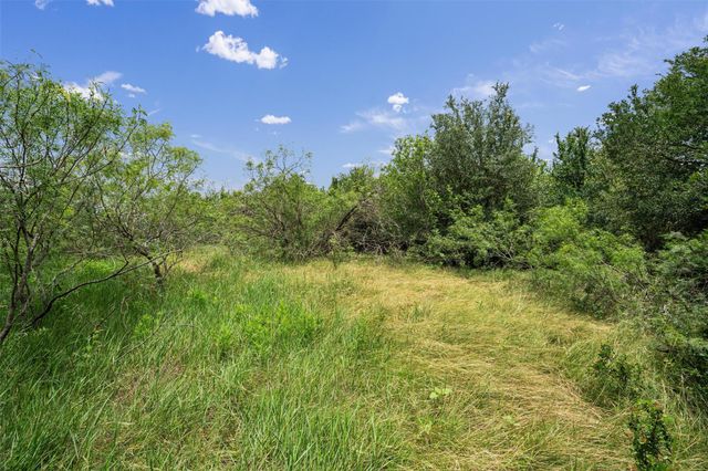 3315 County Road 463, Elgin, TX 78621
