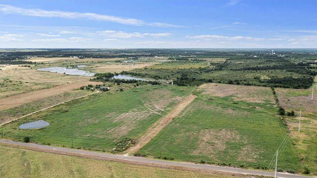 3315 County Road 463, Elgin, TX 78621