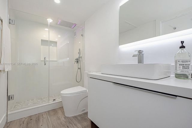 2301 Collins Ave 843, Miami Beach, FL 33139