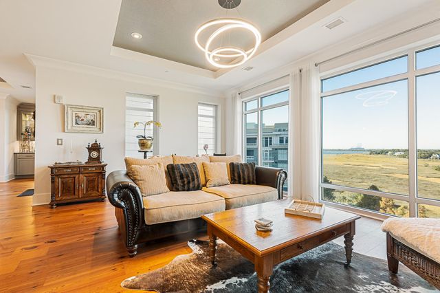 155 Wingo Way 462, Mount Pleasant, SC 29464