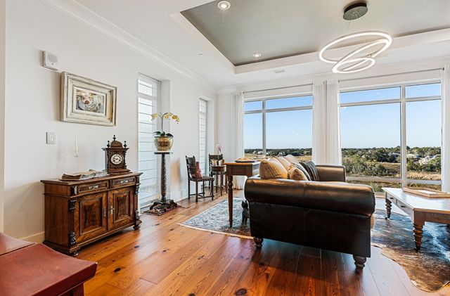 155 Wingo Way 462, Mount Pleasant, SC 29464