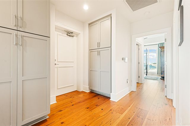 155 Wingo Way 462, Mount Pleasant, SC 29464