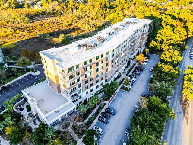 155 Wingo Way 462, Mount Pleasant, SC 29464