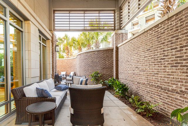 155 Wingo Way 462, Mount Pleasant, SC 29464