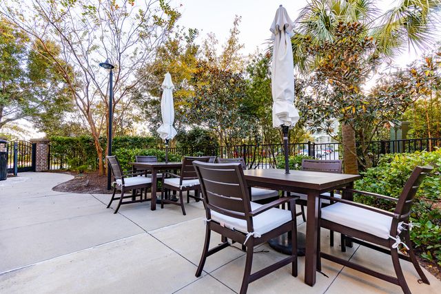 155 Wingo Way 462, Mount Pleasant, SC 29464