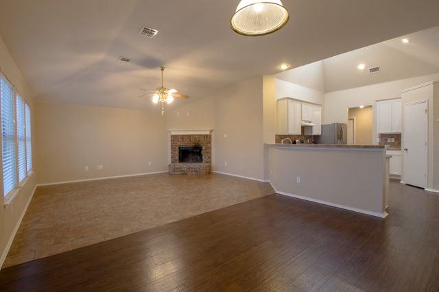 101 Wandering Drive, Forney, TX 75126