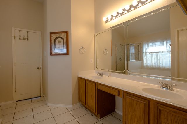 101 Wandering Drive, Forney, TX 75126