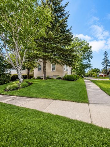 575 Nebraska Avenue E, Saint Paul, MN 55130