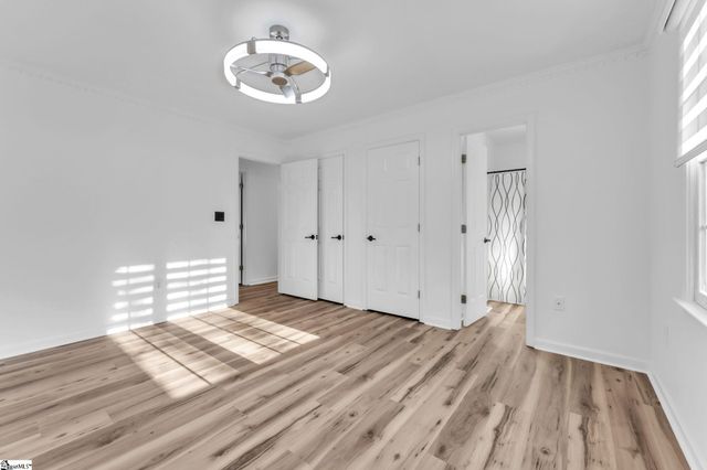 308 Oak Valley Drive, Simpsonville, SC 29681