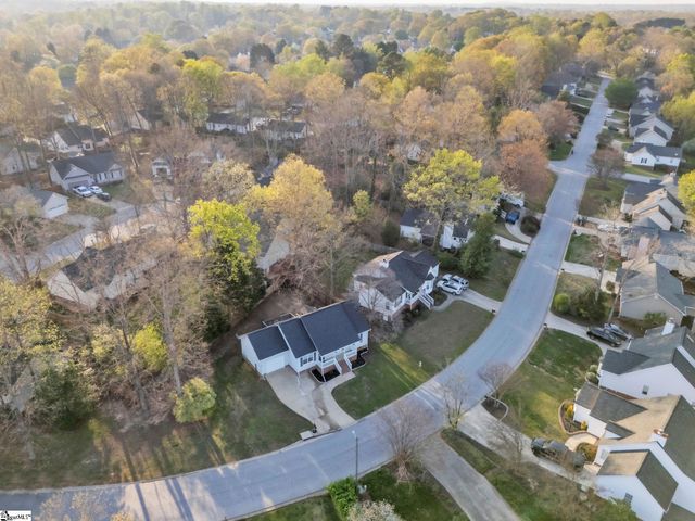 308 Oak Valley Drive, Simpsonville, SC 29681