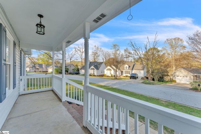 308 Oak Valley Drive, Simpsonville, SC 29681