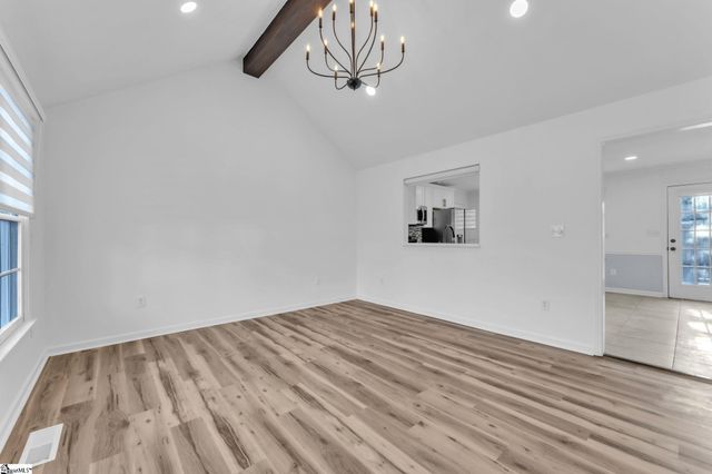 308 Oak Valley Drive, Simpsonville, SC 29681