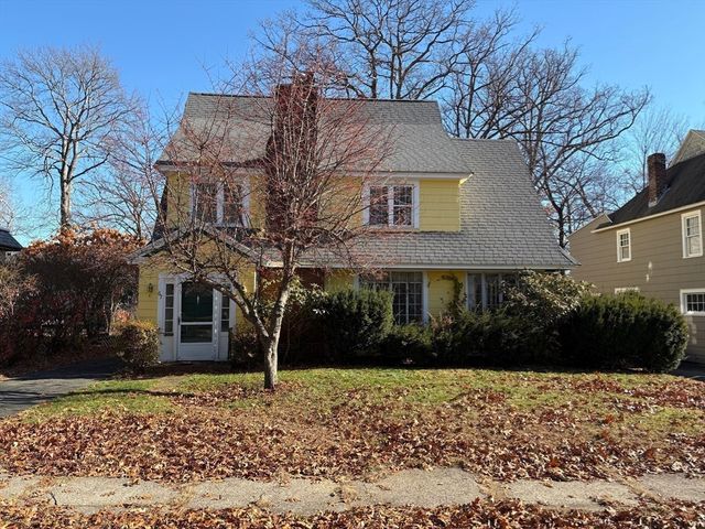 67 Perkins St, Springfield, MA 01118