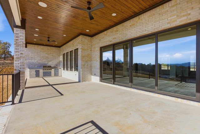 21423 Waterview Drive, Roland, AR 72135