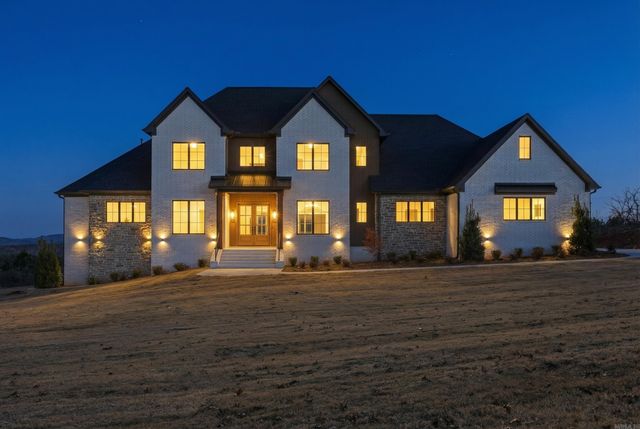 21423 Waterview Drive, Roland, AR 72135