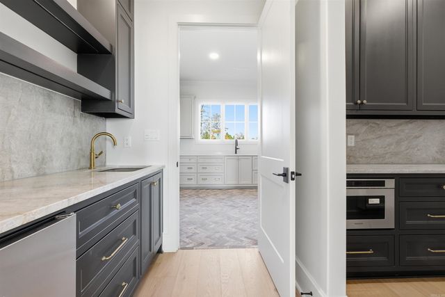 21423 Waterview Drive, Roland, AR 72135