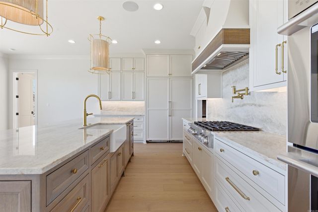 21423 Waterview Drive, Roland, AR 72135