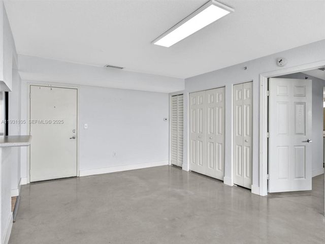 816 NW 11th St 1208, Miami, FL 33136