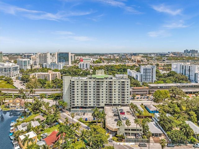 816 NW 11th St 1208, Miami, FL 33136