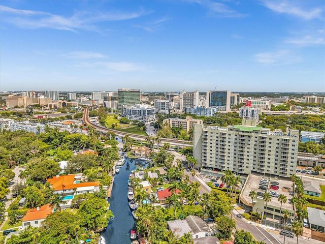 816 NW 11th St 1208, Miami, FL 33136