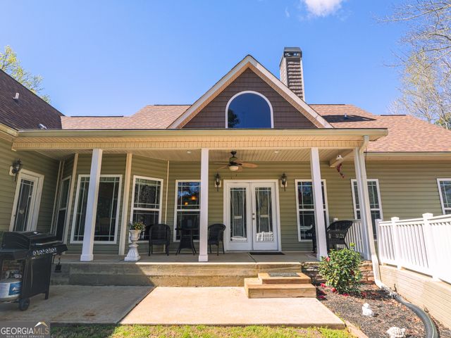 135 Fischer Spur Road, Newnan, GA 30265