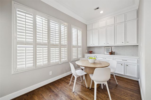 6310 Taggart Street B, Houston, TX 77007
