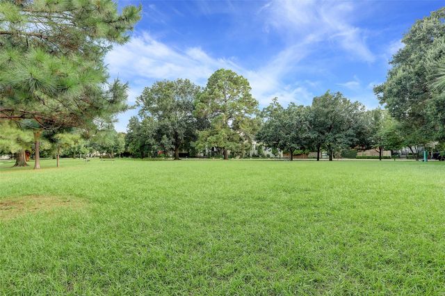 6310 Taggart Street B, Houston, TX 77007
