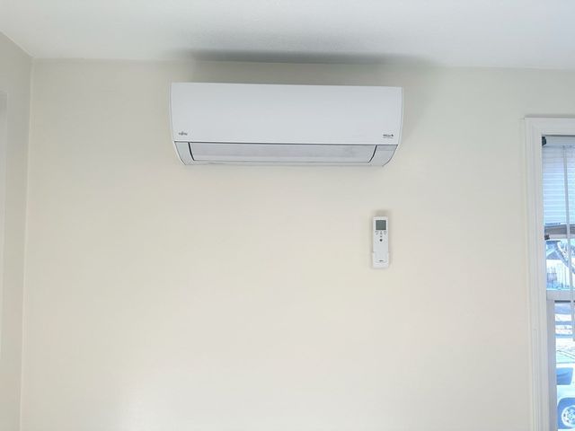 381 South Main St 2, Haverhill, MA 01835