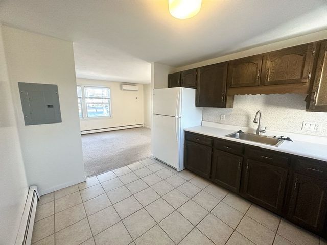 381 South Main St 2, Haverhill, MA 01835