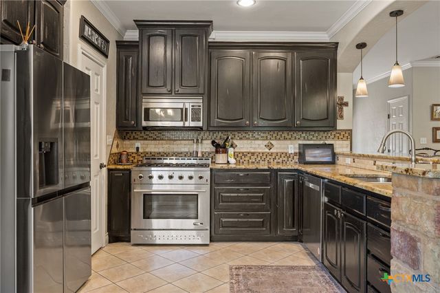 2804 CR 1045, Lampasas, TX 76550