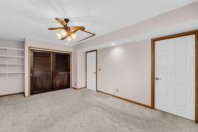 N6236 W Lake Shore DRIVE, Burlington, WI 53105