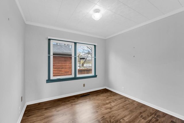 N6236 W Lake Shore DRIVE, Burlington, WI 53105