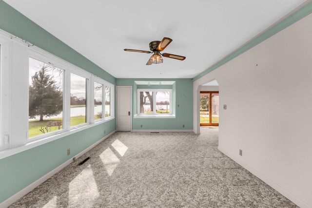 N6236 W Lake Shore DRIVE, Burlington, WI 53105