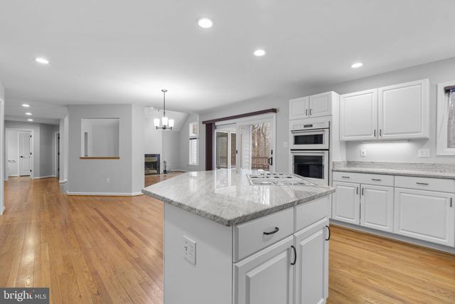 10684 QUARTERSTAFF RD, Columbia, MD 21044
