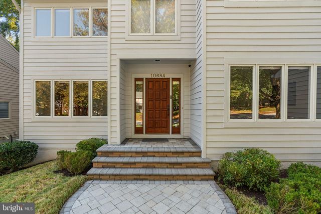 10684 QUARTERSTAFF RD, Columbia, MD 21044