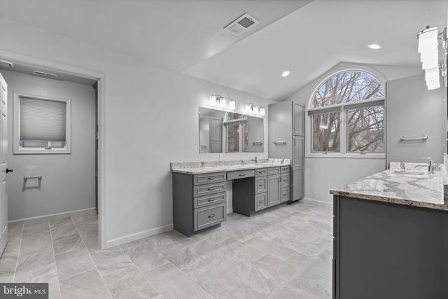 10684 QUARTERSTAFF RD, Columbia, MD 21044