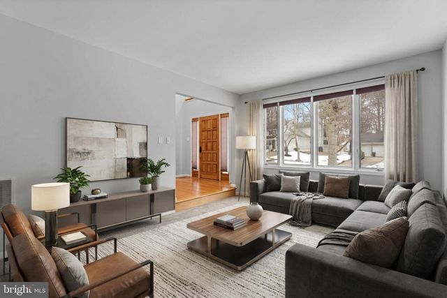 10684 QUARTERSTAFF RD, Columbia, MD 21044