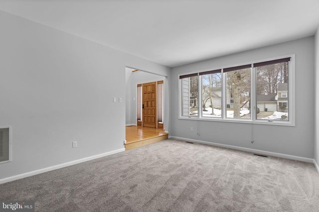 10684 QUARTERSTAFF RD, Columbia, MD 21044