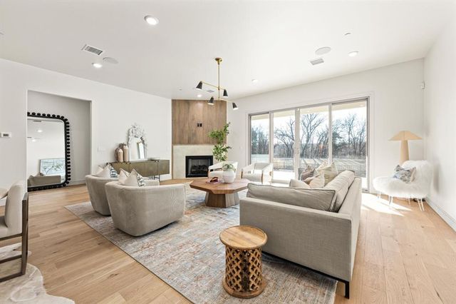 3016 Stone Field Way, Edmond, OK 73034