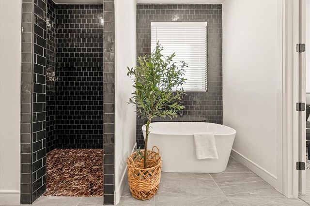 3016 Stone Field Way, Edmond, OK 73034