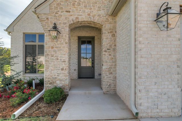 3016 Stone Field Way, Edmond, OK 73034