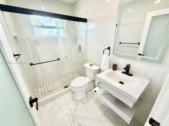 8600 Taft Street, Pembroke Pines, FL 33024