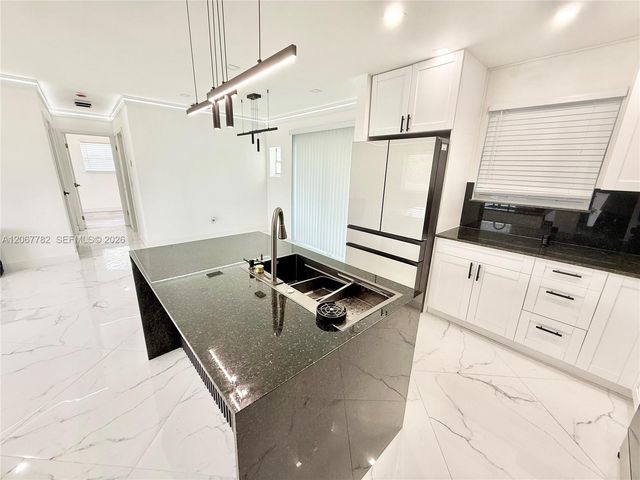 8600 Taft Street, Pembroke Pines, FL 33024